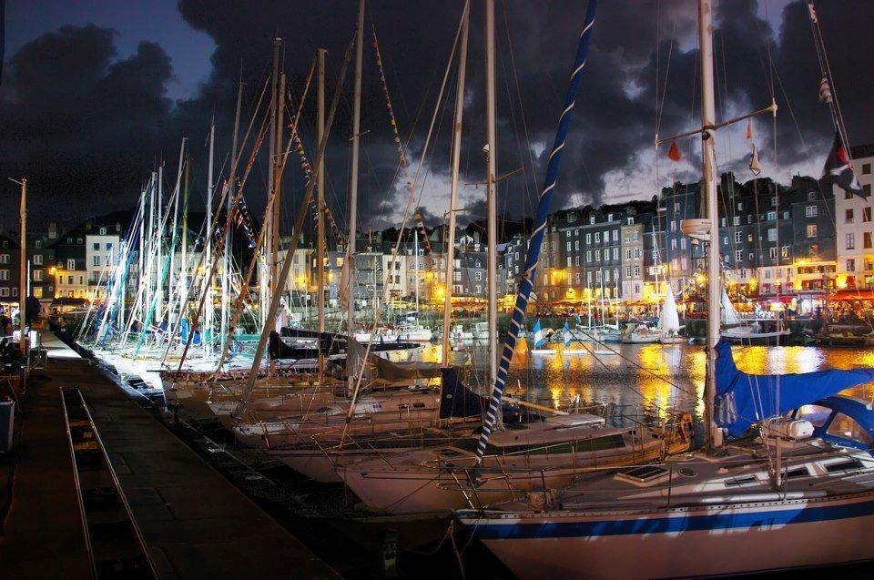Le Bellevue - Beautiful Sea View Apartman Honfleur Kültér fotó